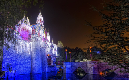 castle at christmas - beauty, decorations, castle, holiday, lights, christmas