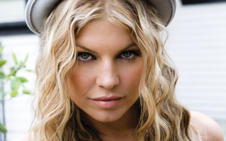 Fergie - 2011, singer, female, music, 11, 30