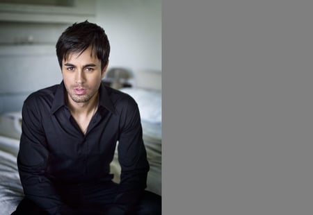 Enrique Iglesias - males, enrique iglesias, wallpaper, singer, musicians, photos