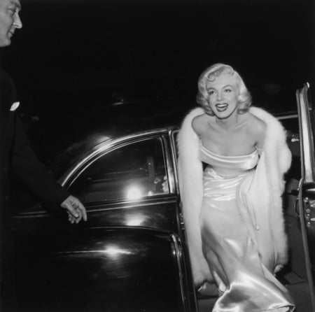 Magic Woman - dress, black and white, marilyn monroe, woman