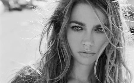 denise richards - white, beauty, actress, pretty, photography, black, model