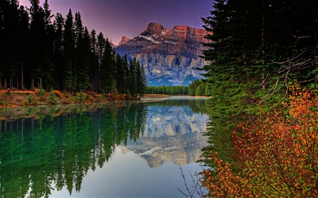 The Emerald Inlet - lake, mountain, colorful, majestic, clear, reflections, clean, sharp, beautiful, green