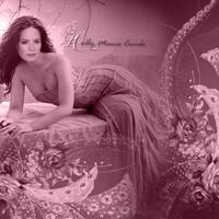 Holly Marie Combs