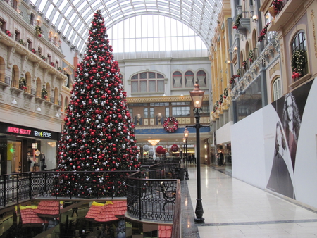 Christmas tree with decoration mall - decor, silver, red, green, Christmas, tree