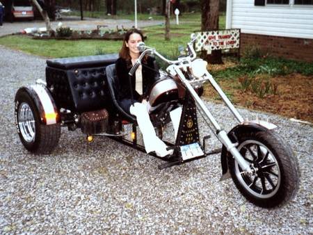 Lowrider trike online motorcycle