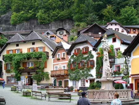 Hallstatt, Austria - sreet, building, tree, statue