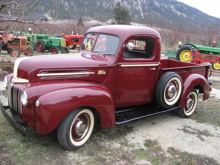 1946 Ford truck - stepside, truck, ford, antique, 1946, cool, 46, classic, f1