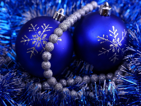 Christmas balls - christmas, pearls, holiday, blue, new year, balls