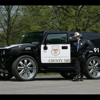 The coolest police car ever (Hummer H2)