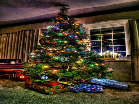 GREEN CHRISTMAS TREE - window, reflection, candles, green, tree, gifts, lights, christmas