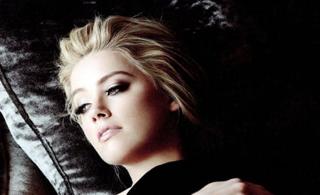 Amber Heard - blue, beautiful, eyes, blonde, lovely, light, shadow, black, woman, model, face