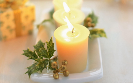 CHRISTMAS CANDLES - holly, pretty, xmas, candles