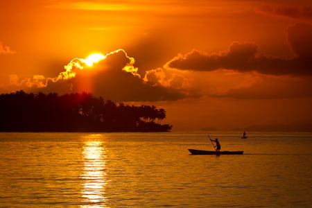 Splendid Sunrise - sky, fishermen, divine, clouds, golden, sunrise, sea, boat, splendid