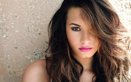 Demi Lovato - people, beautiful, singer, models, entertainment, celebrity, music, demi lovato, songwriter, actresses