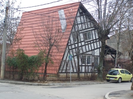 Casa Suie - sandrodan, romania, sui, casa