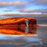 BEACH ARCH