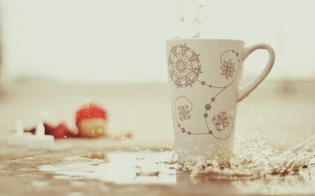 Cup - drop, white, candle, dishes, splash, cup