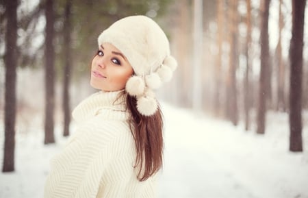 Winter lady - beauty, stare, lady, hat, trees, lips, eyes, hair, cold days, winter, sweater, nature, face, white, snow, smile