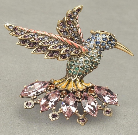 Bird brooch. - jewellery, gemstone, bird, brooch, texture