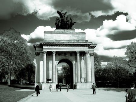 London arch - arch, england, london, british, park, black and white, britain, english