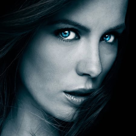 KATE BECKINSALE - underworld, selena, kate beckinsale, awakening, womanpeople, actress