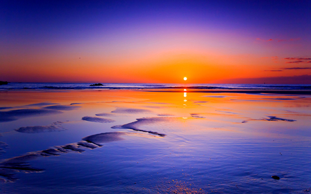 Simply Beautiful - beautiful, beach, ocean, view, nature, sunset, beauty, sun, peaceful, blue, sky, sand, reflection, clouds, lovely, splendor, sea, colors, sunrise