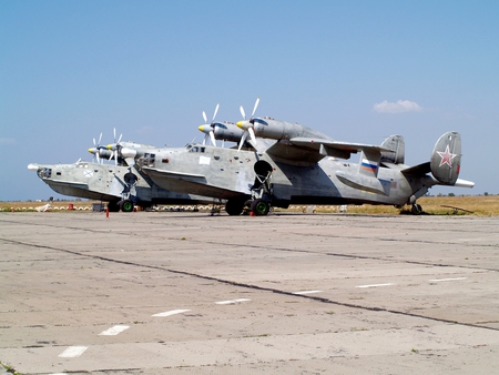 Beriev BE-12