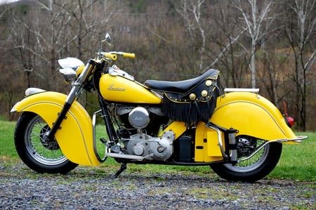 1951 Indian Chief - motorcycle, yellow, indian, chief, 1951, 51, bike, cycle, vintage, classic, motor, antique