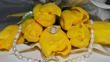 Tulips and Pearls - diamonds, yellow, beautiful, tulips, necklace, ring, pearl