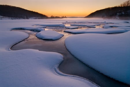 Winter morning - winter, water, silence, image, snow, beauty, sunrise, morning, river, white, nature, picture, view, cold, background, sun