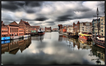 Gdansk - Motlawa River - promenade, gdansk, poland, polska, polish, river, homes, city, motlawa