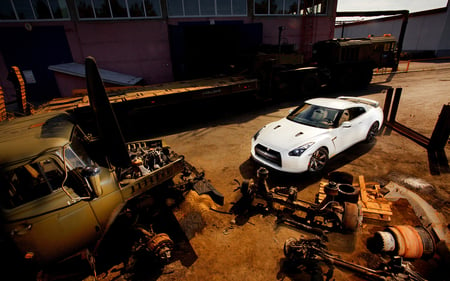 Nissan Skyline GTR - gtr, junkyard, white, nissan