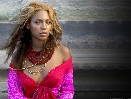 Beyonce - beyonce, beyonce knowles, people, dancer, dress, singer, entertainment, celebrity, music, songwriter