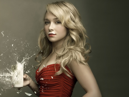 Got Milk Hayden Panettiere? - models, actresses, people, milk, beautiful, singer, celebrity, hayden panettiere