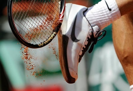 Roger Federer - foot, raquet, clay, leg, tennis shoe