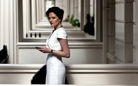 Lara Pulver - white, lara, pulver, dress