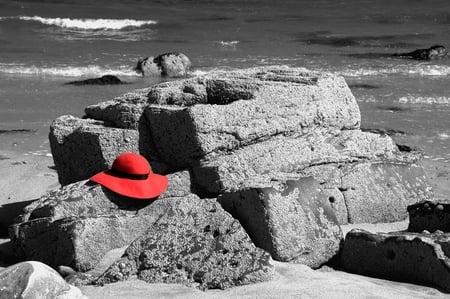 Summer memories - summer, red, memories, beautiful, photo, beach, stones, abstract, sand, hat, picture, photography, image, sea, waves