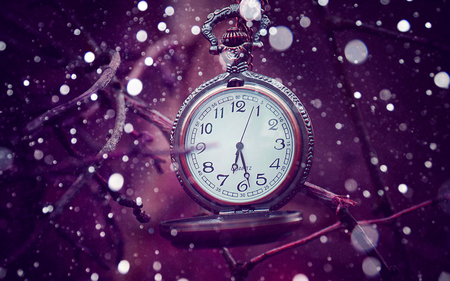 Time Is Running - nature, abstract, snow, photography, beautiful, clock, winter, time