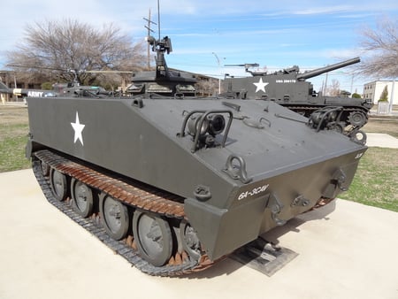 M114 Command and Reconnaissance Carrier - armored personnel carrier, tracked vehicles, armor, apc