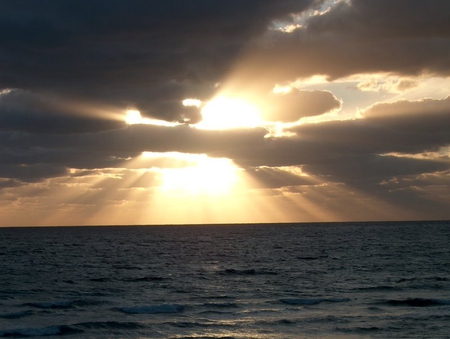 Peek-a-boo - hello, water, bright, sun