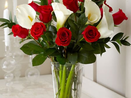 Lovely bouquet of flowers - flowers, calla lilies, photography, red roses, bouquet