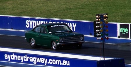 drags - cars, drags, fast, green