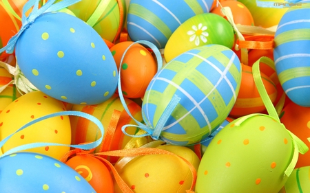 COLORFUL EASTER EGGS - eggs, easter, colorful, soft, wallpaper