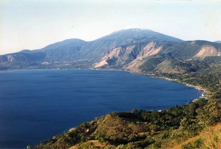 Coatepeque Lake - el salvador, mountains, nature, lakes