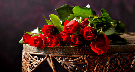 Red Roses - pretty, roses, romantic, rose petals, red roses, romance, flowers, red, roses petals, for you, red rose, beautiful, photography, valentines day, table, beauty, lovely, with love, still life, red petals, petals, bouquet, nature, rose