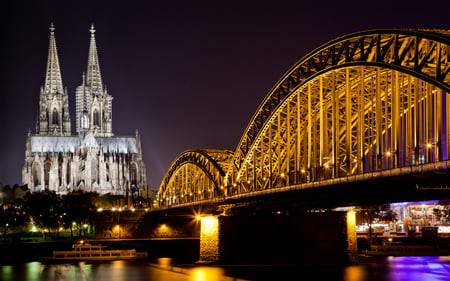 cathedral in germany - beauty, building, photography, water, man made, reflection, church, architecture, cathedral, bridge, religious