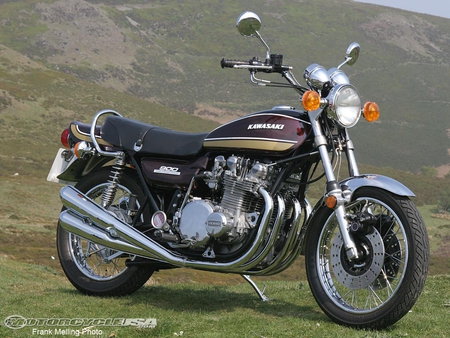 Kawasaki Z1 - 4 cylinder, 2 wheels, bike, thrill