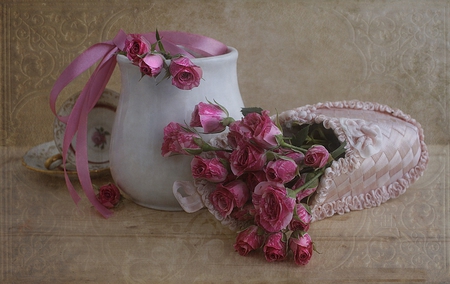 Still life - elegantly, roses, pink, photo, gentle, flowers, nice, vase, delicate, beautiful, photography, beauty, cool, still life, flower, bouquet, jug, harmony, white, soft, rose, cup