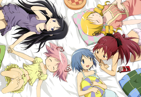 Slumber Party - mami, homura, anime girls, sayaka, friends, kyouko, madoka