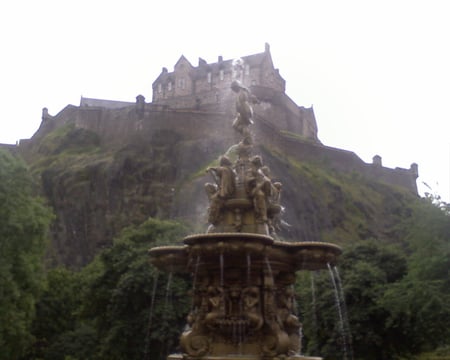 Edinburgh Castle - edinburgh, fountain, castle, gardens